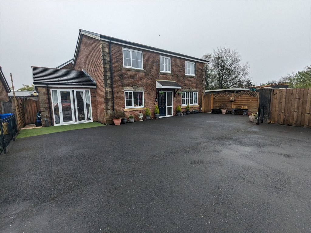 5 bed detached house for sale in Llys Anron, Cross Hands, Llanelli SA14