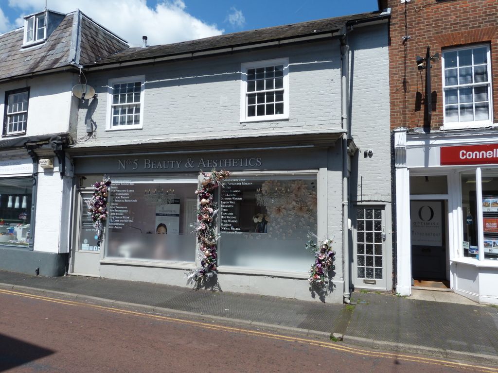 Retail premises to let in Swan Street, West Malling ME19, £23,000 pa