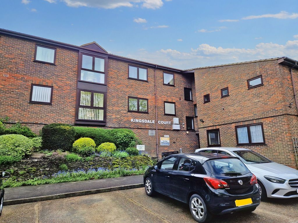 1 bed flat for sale in Hopewell Drive, Chatham ME5 Zoopla