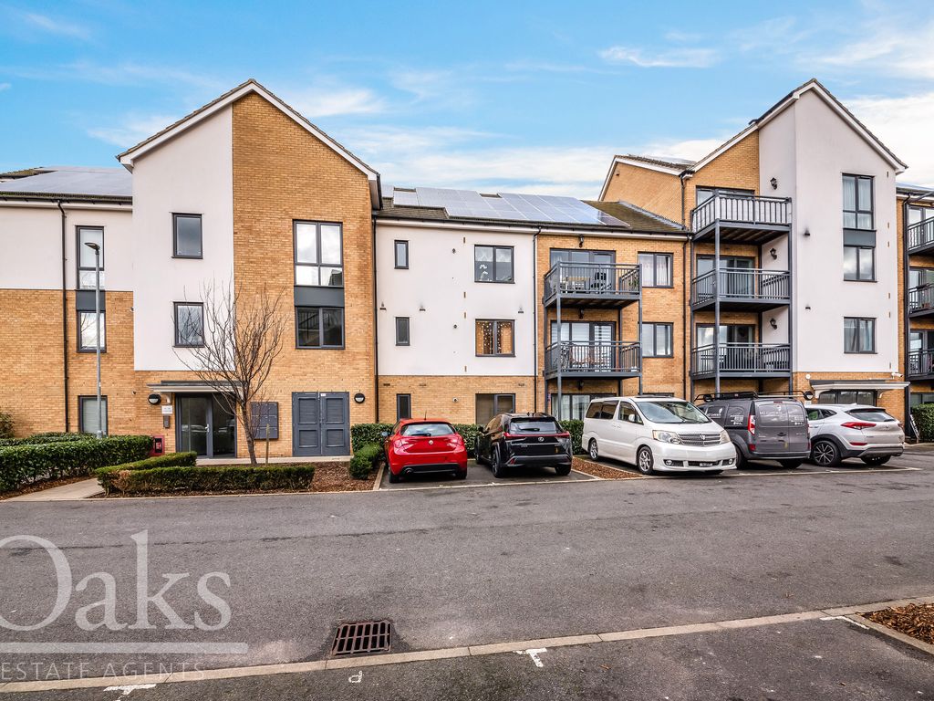 1 bed flat for sale in Watson Place, London SE25, £280,000 Zoopla