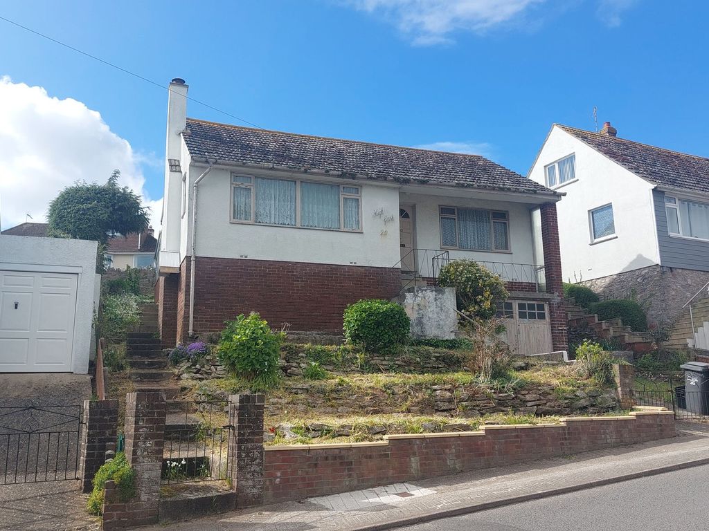 2 bed detached bungalow for sale in Lindthorpe Way, Brixham TQ5, £