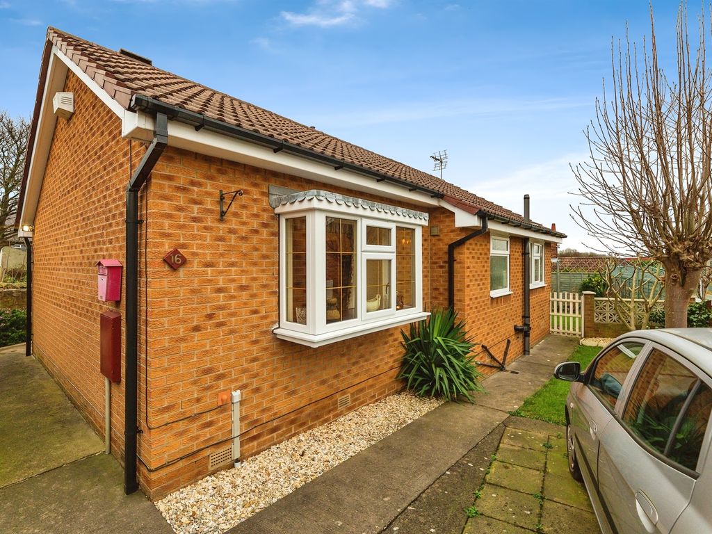 2 bed detached bungalow for sale in Haverdale Rise, Barnsley S75, £