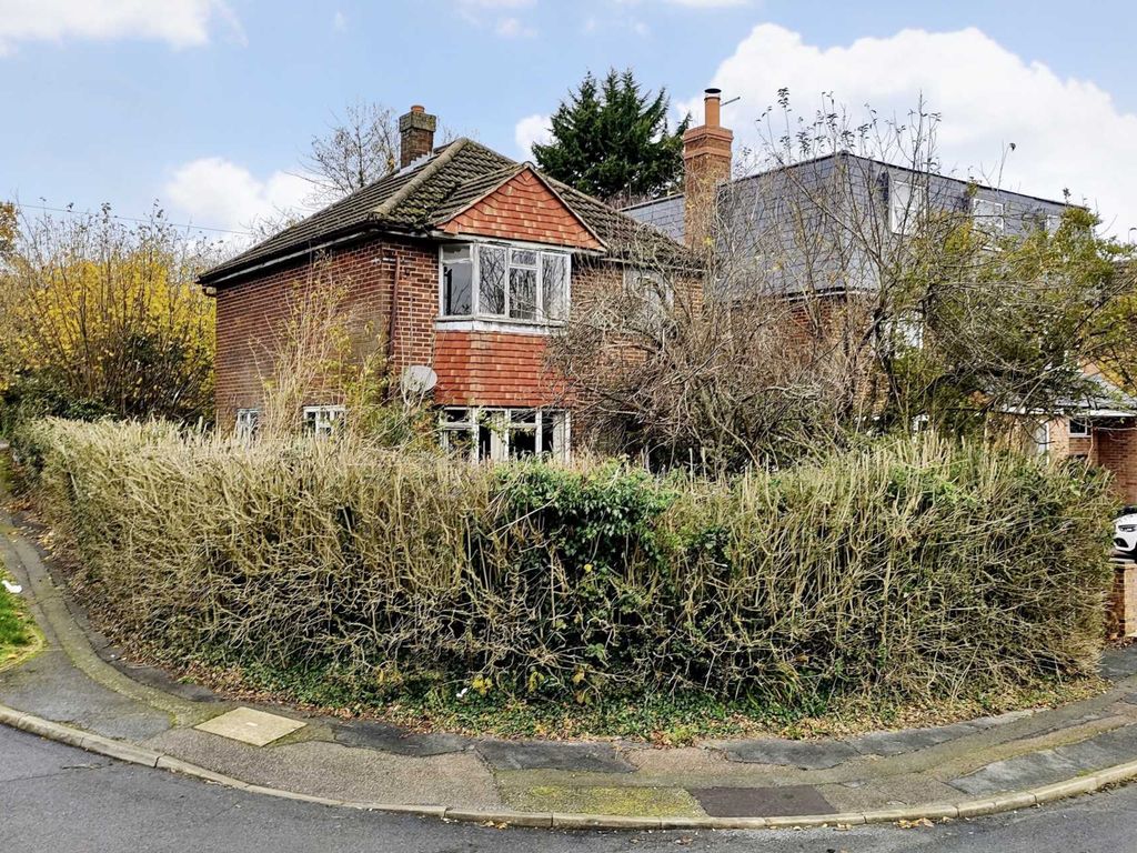 Crouchfield, Boxmoor HP1  