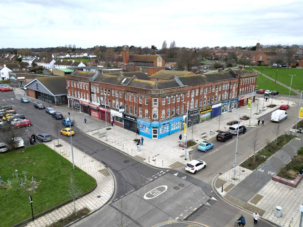 3 bed property for sale in Greystoke Avenue, Southmead, Bristol BS10, £