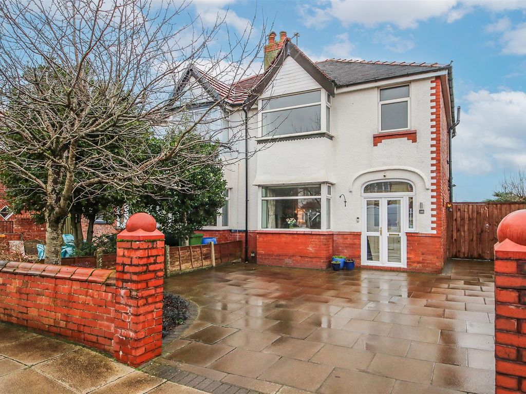 3 bed semidetached house for sale in Larkfield Lane, Southport PR9, £