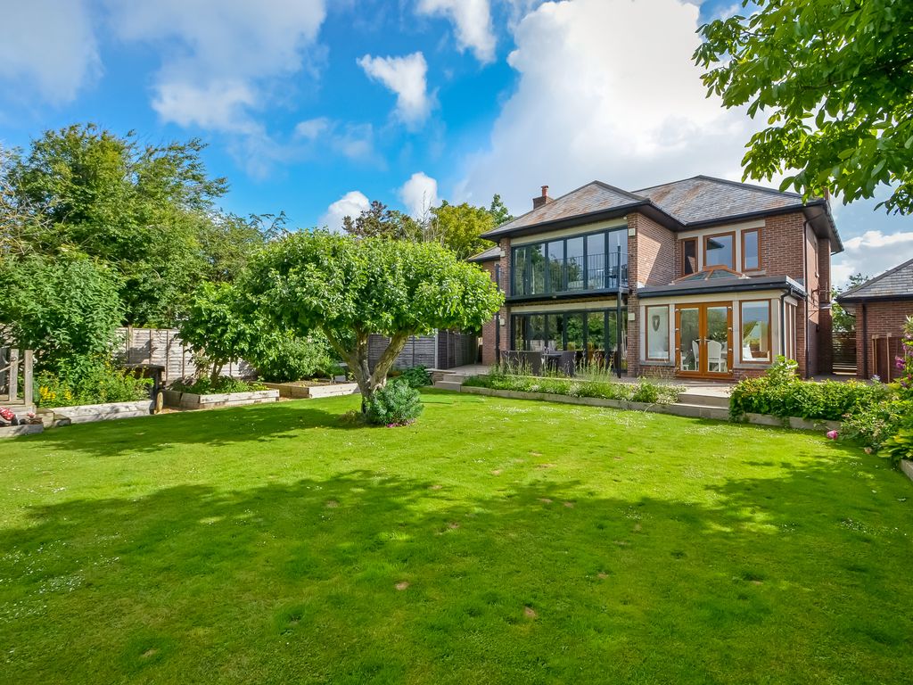 4 bed detached house for sale in Langstone Road, Havant PO9 Zoopla