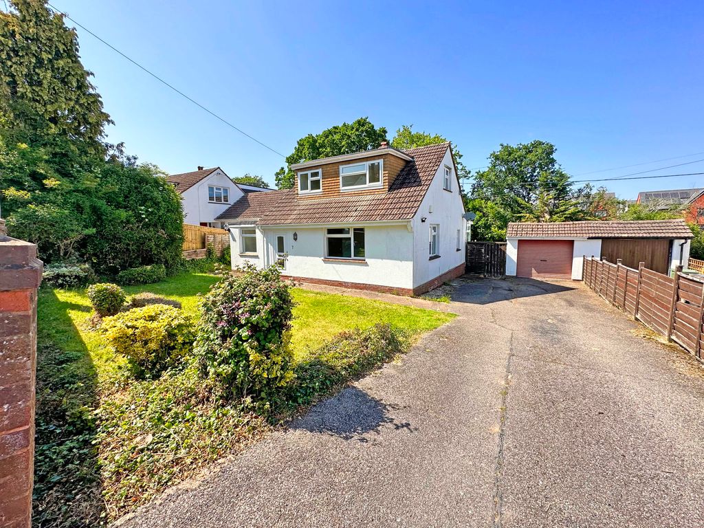 5 bed detached bungalow for sale in Glebelands, Exminster, Exeter EX6