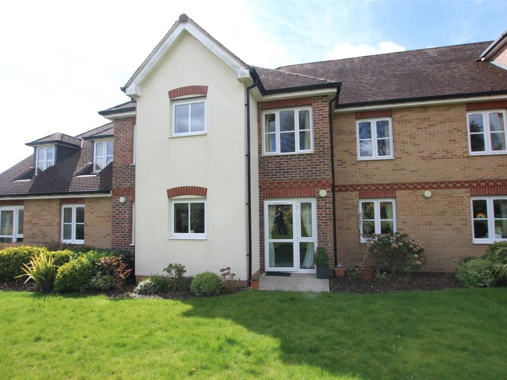 St Rumbolds Court Buckingham Road Brackley NN13