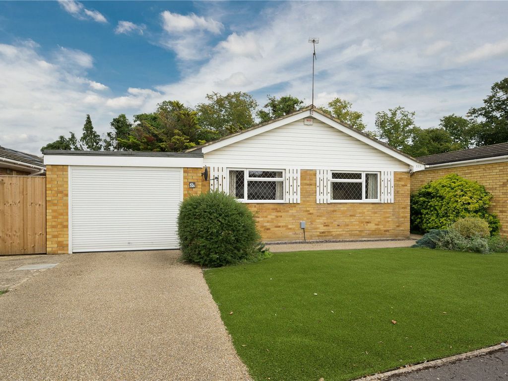 3 bed bungalow for sale in Selbourne Avenue, New Haw, Addlestone KT15