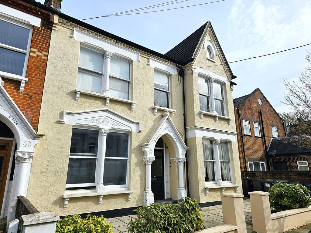 1 bed flat for sale in Durham Road, East Finchley N2, £450,000 Zoopla