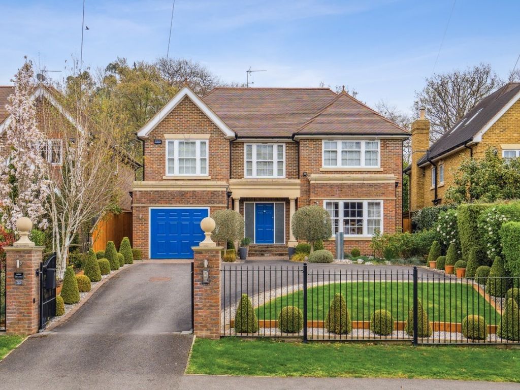 6 bed detached house for sale in Fulmer Drive, Gerrards Cross