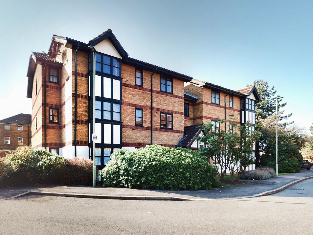 2 bed flat to rent in Woodvale Way, Cricklewood NW11 Zoopla