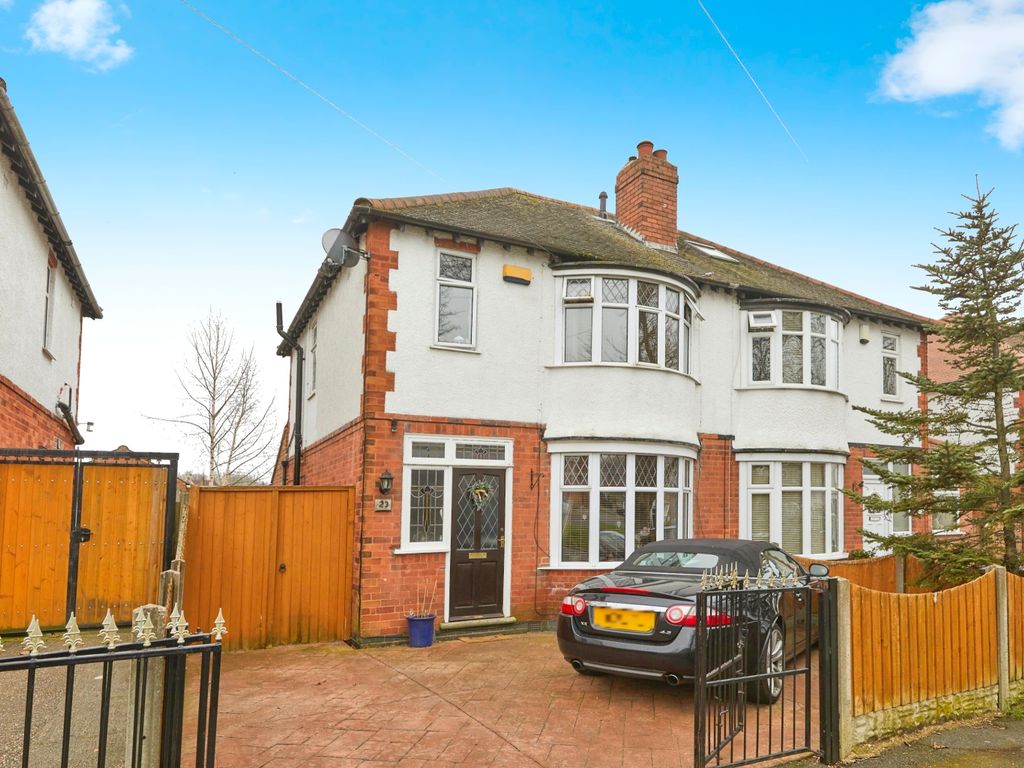 3 bed semidetached house for sale in Carlton Avenue, Shelton Lock