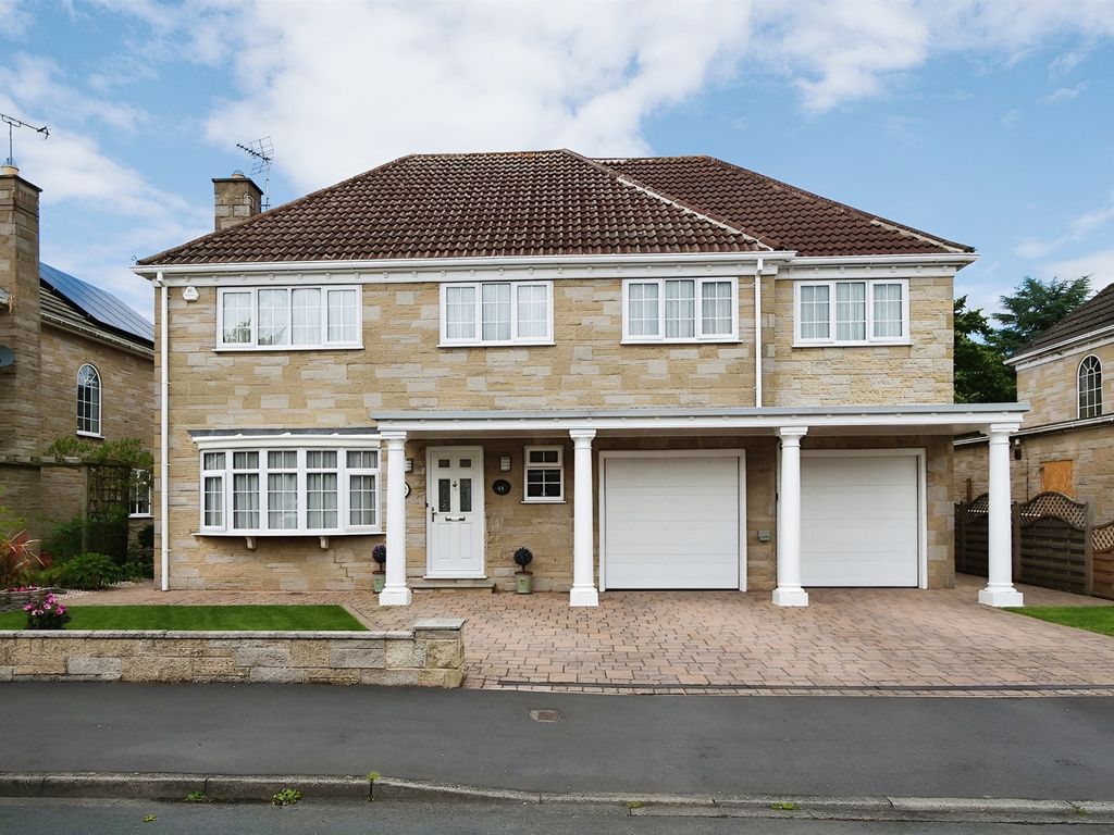 5 bed detached house for sale in Usher Park Road, Haxby, York YO32 Zoopla