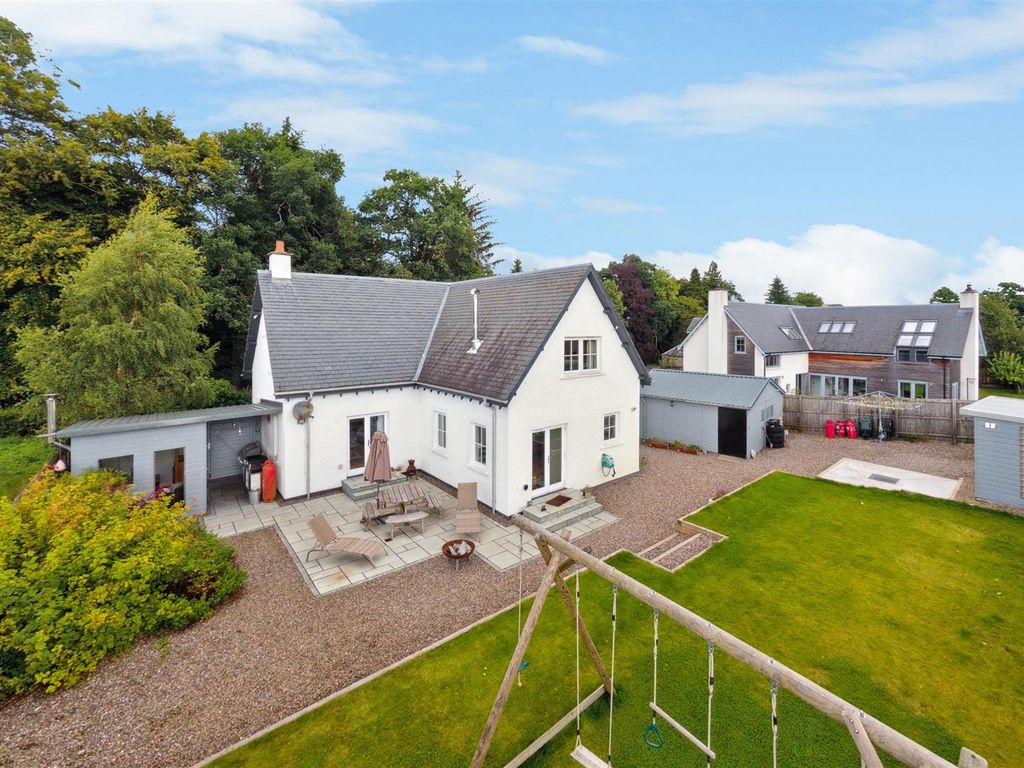 4 bed detached house for sale in Woodside, Kingswood, Murthly