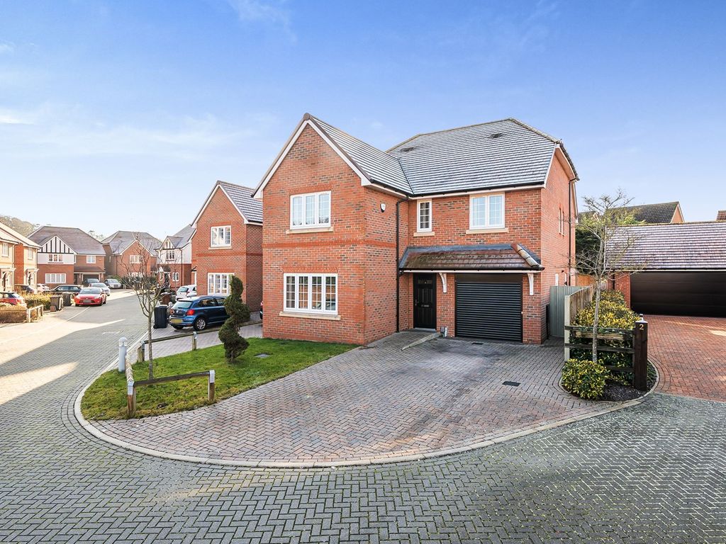 4 bed detached house for sale in Turfmead, Hitchin SG4, £1,100,000 Zoopla