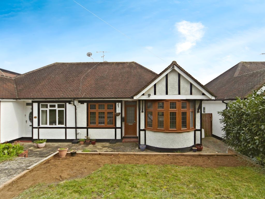 2 bed bungalow for sale in Montpelier Road, Purley CR8, £450,000 Zoopla