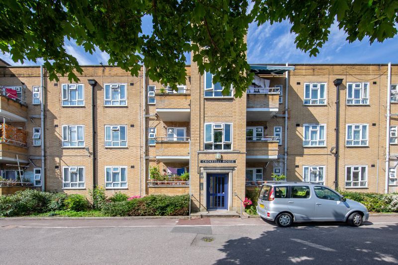 2 bed flat for sale in Burnt Oak Broadway, Burnt Oak, Edgware HA8 Zoopla