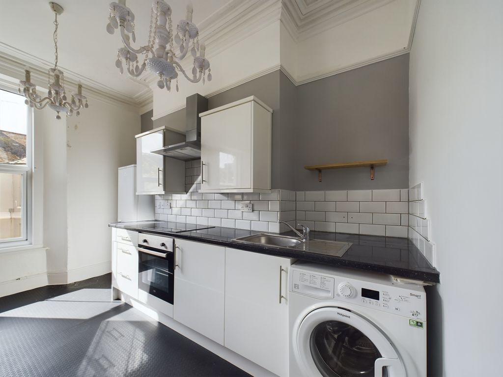 1 bed flat to rent in Wyndham Street West, Stonehouse, Plymouth PL1, £