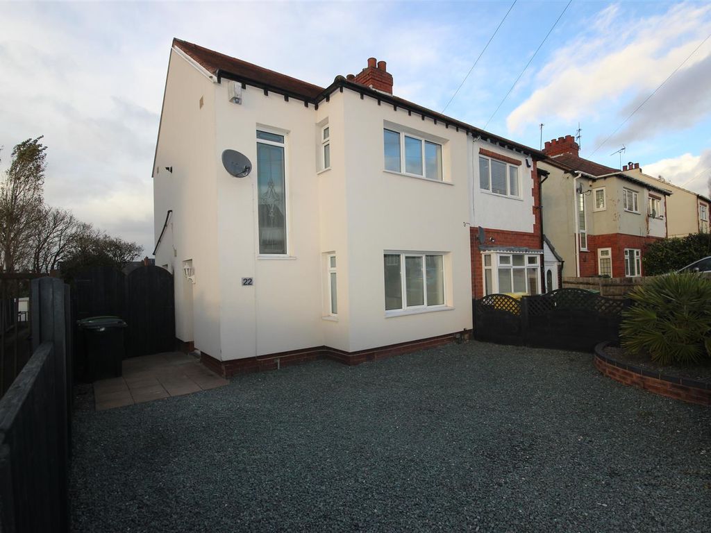2 bed semidetached house to rent in Southwick Road, Halesowen, West