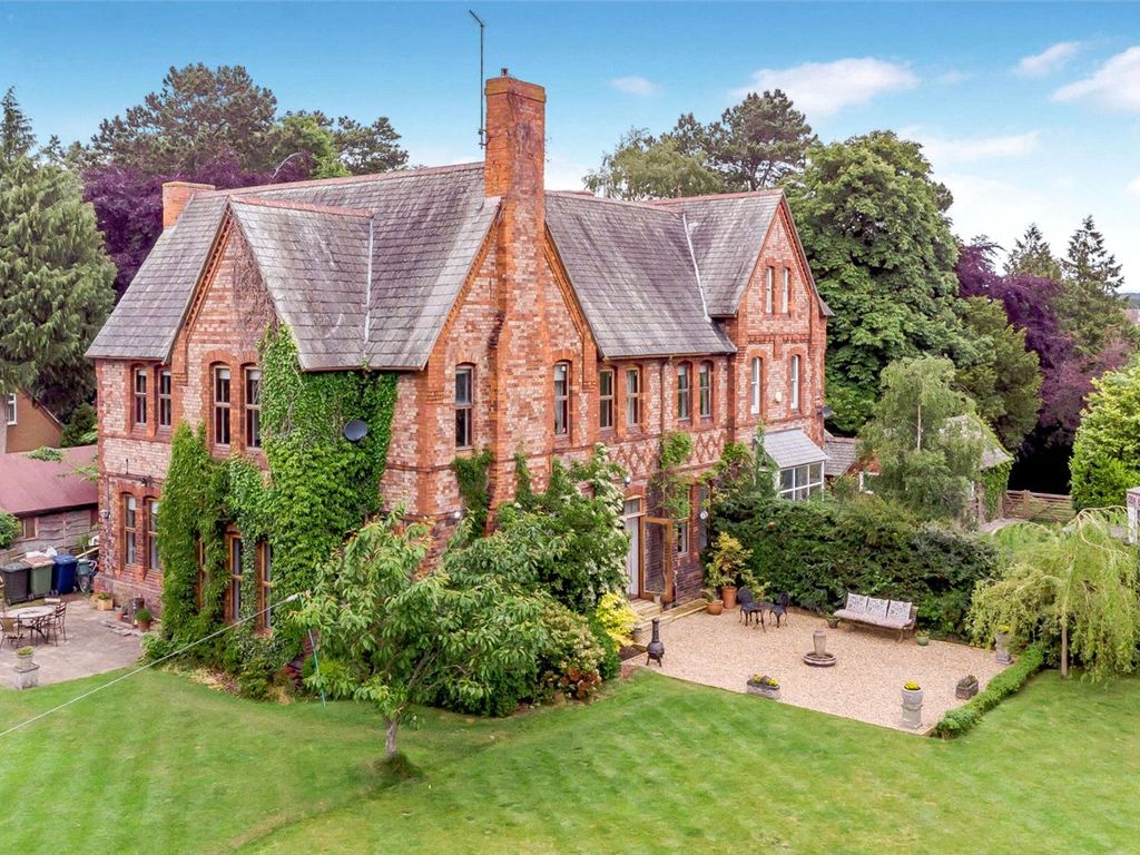 4 bed semidetached house for sale in Stokesley Road, Guisborough TS14