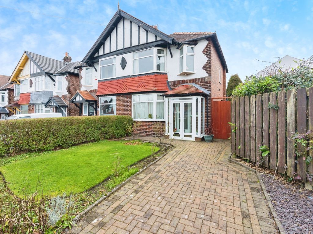 3 bed semidetached house for sale in Canterbury Road, Offerton