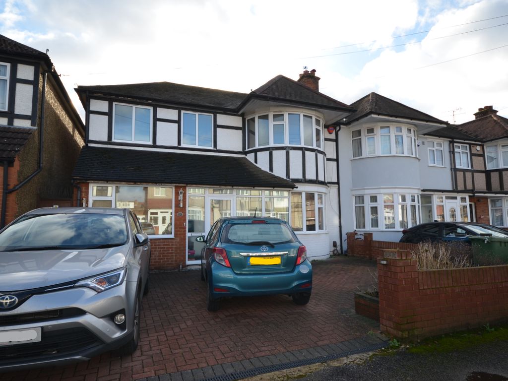 5 bed semidetached house for sale in Radstock Avenue, Harrow HA3 Zoopla