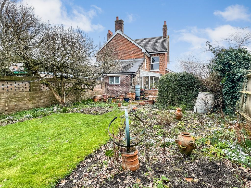 3 bed semidetached house for sale in High Street, Lytchett Matravers, Poole BH16 Zoopla