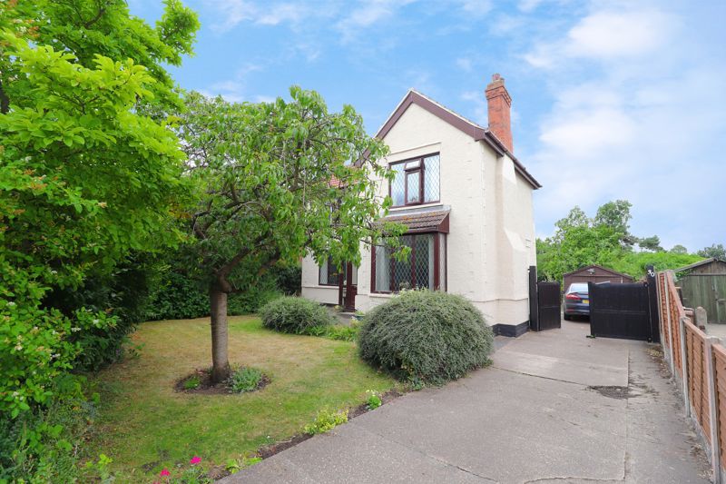 4 bed detached house for sale in Scotter Road, Scunthorpe DN15 Zoopla