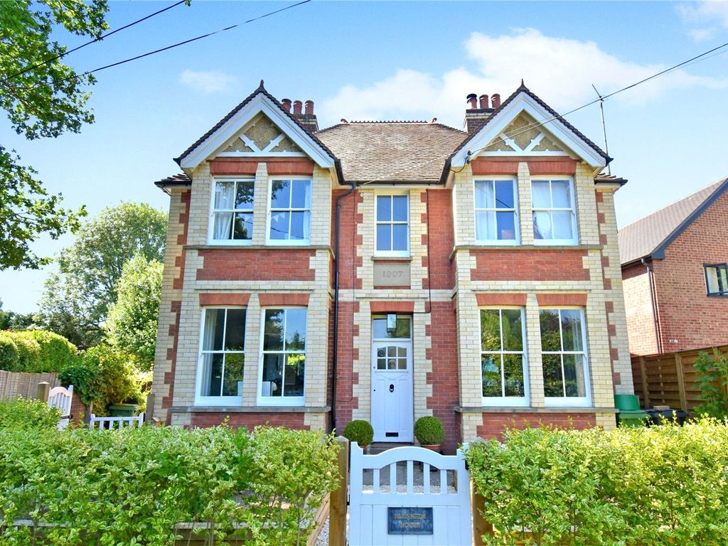 4 bed detached house for sale in Deacons Lane, Hermitage, Thatcham