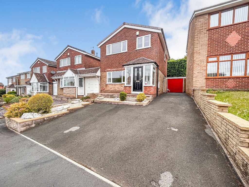 3 bed detached house to rent in Muirfield Crescent, Tividale, Oldbury