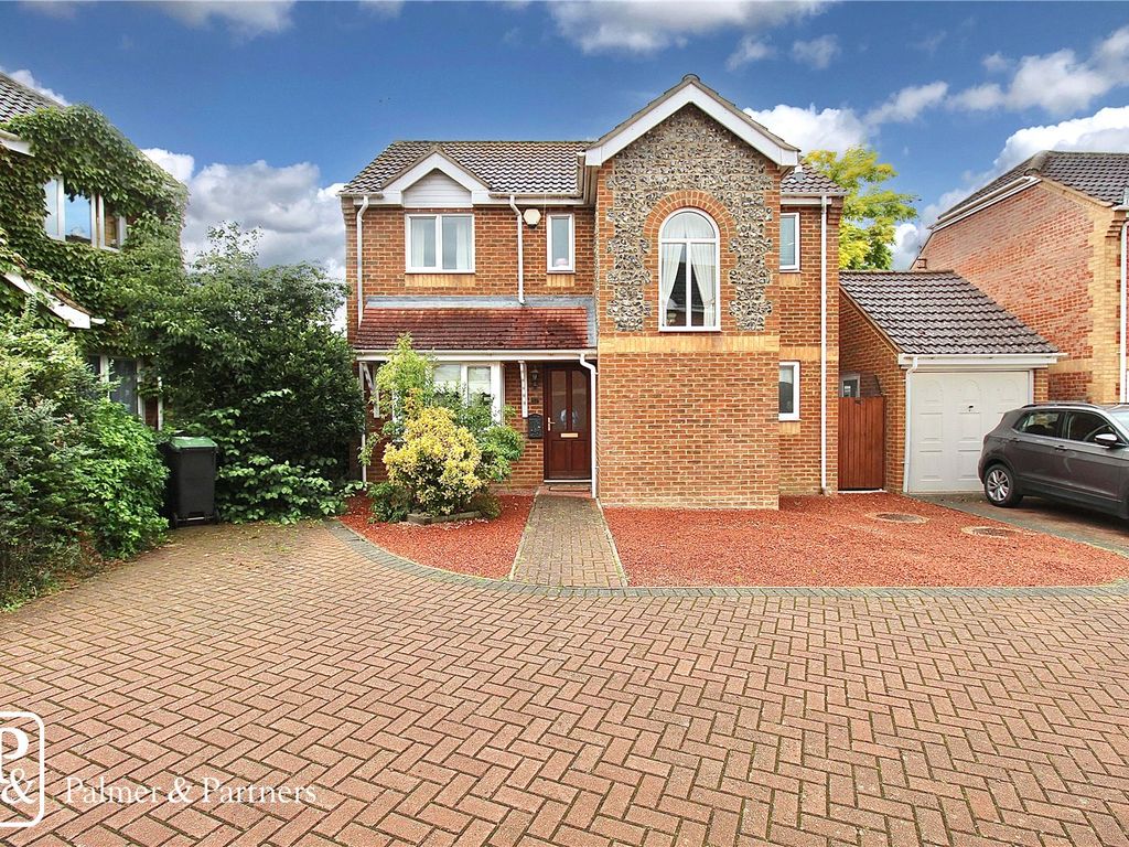 4 bed detached house for sale in Thackeray Grove, Stowmarket, Suffolk IP14, £365,000 Zoopla