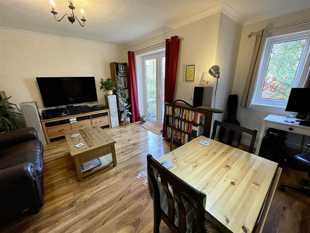 3 bed end terrace house for sale in Caldicot Close, Willsbridge