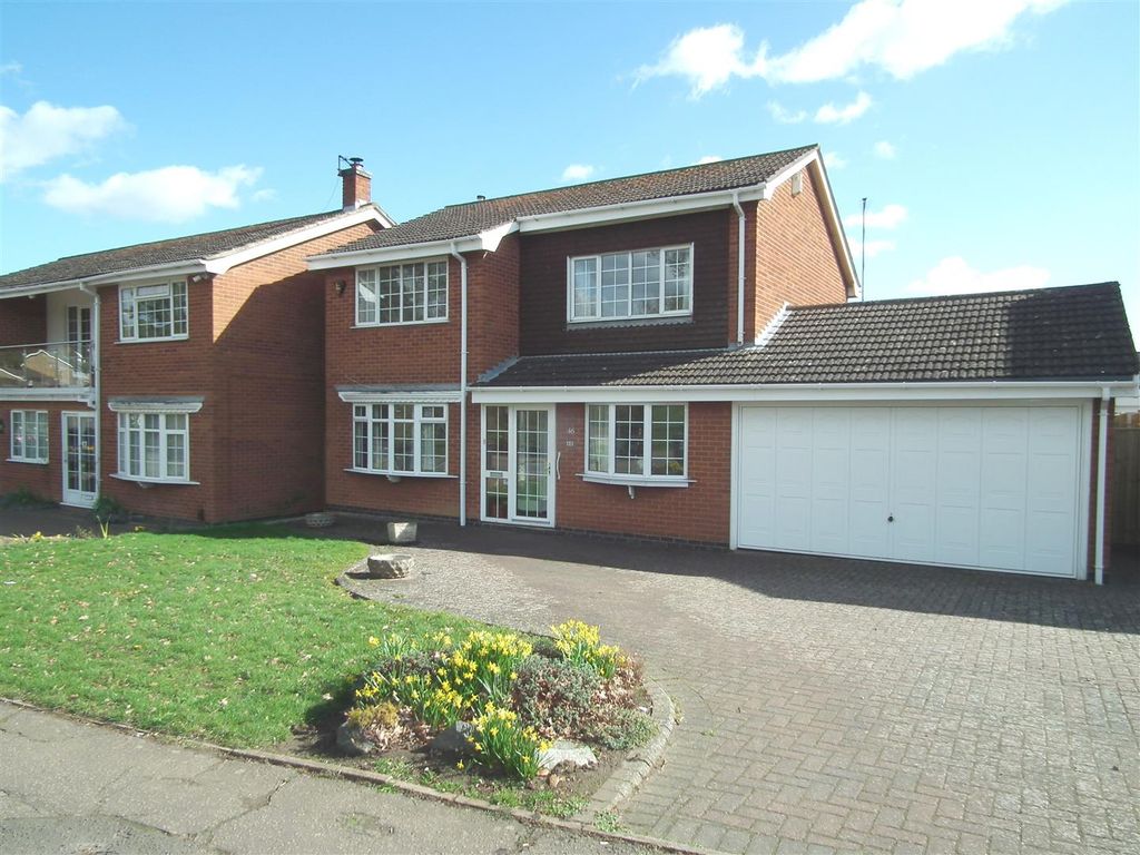 4 bed detached house to rent in Abington Park Crescent, Abington, Northampton NN3, £1,750 pcm