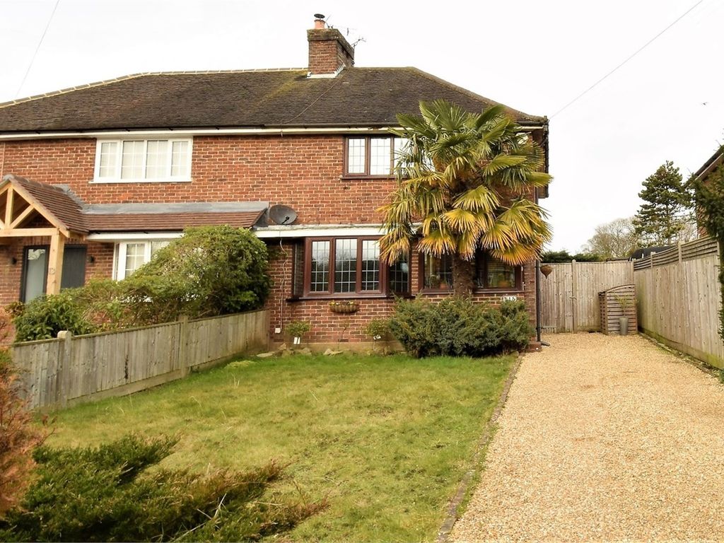 Larkfield Road, Sevenoaks TN13  