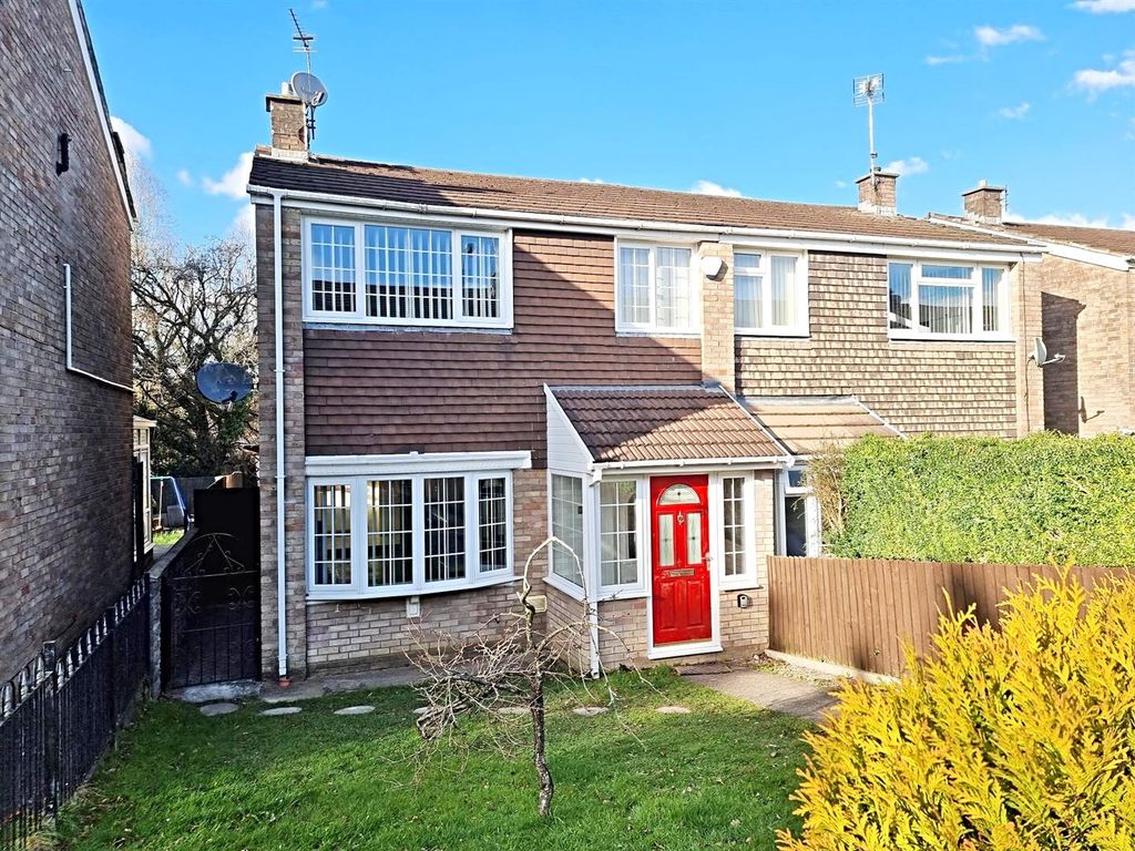 3 bed semidetached house to rent in Elm Grove, Caerphilly CF83 Zoopla