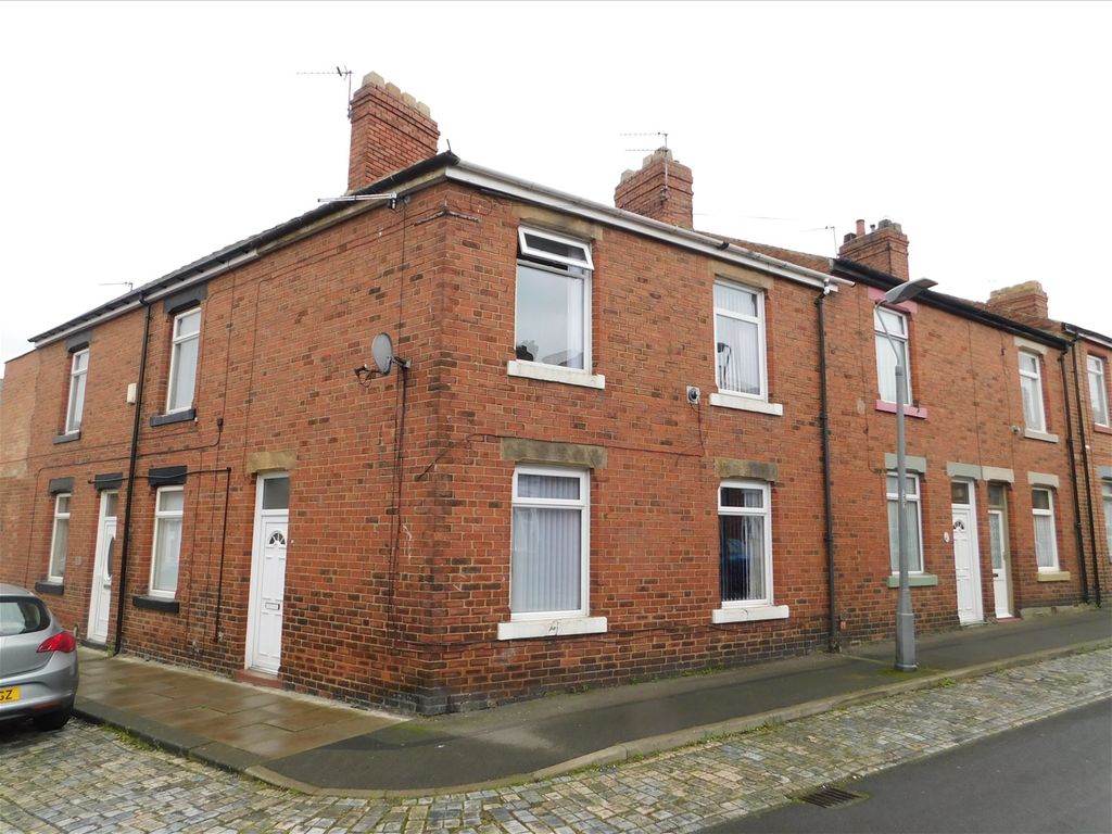 3 bed terraced house for sale in Fleet Street, Auckland DL14, £