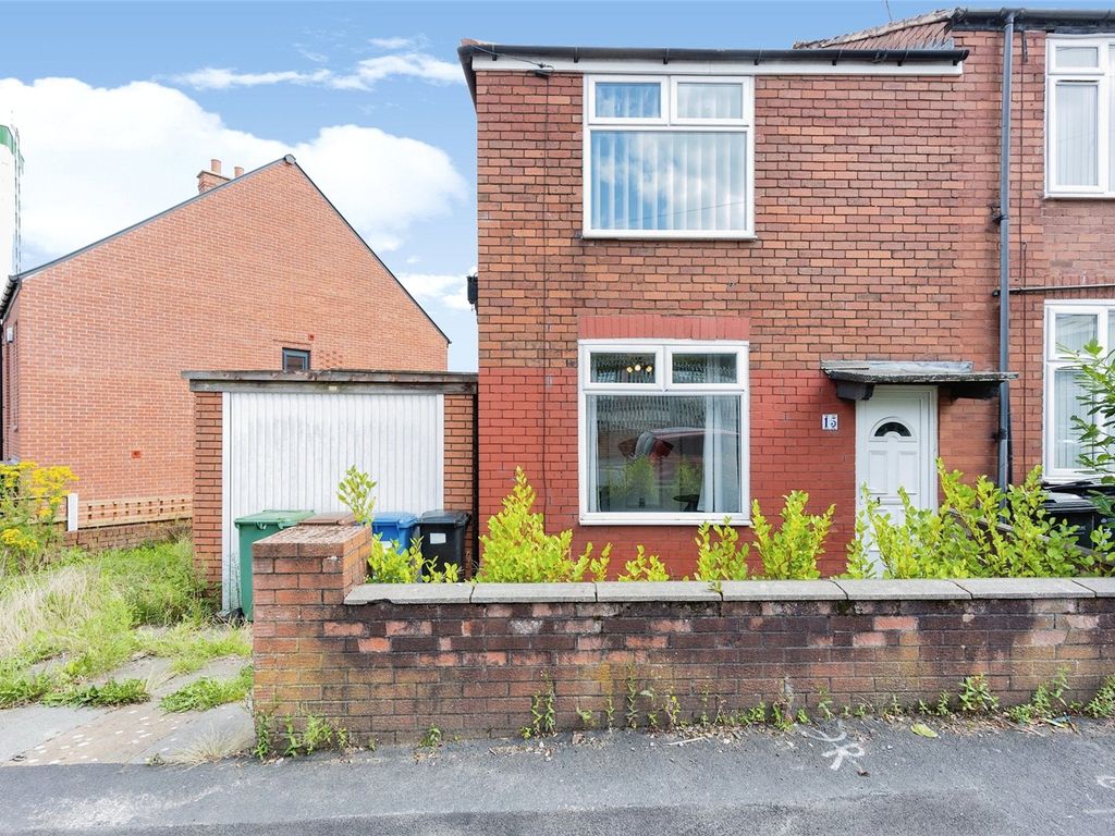 2 bed semidetached house for sale in Gordon Street, Stockport, Greater
