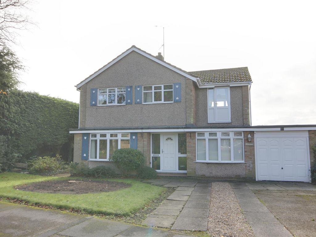 4 bed detached house for sale in Chantreys Drive, Elloughton, Brough