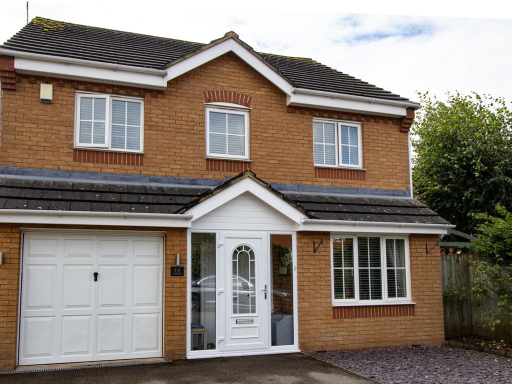 4 bed detached house for sale in 19 Nowell Close, Glen Parva, Leicester