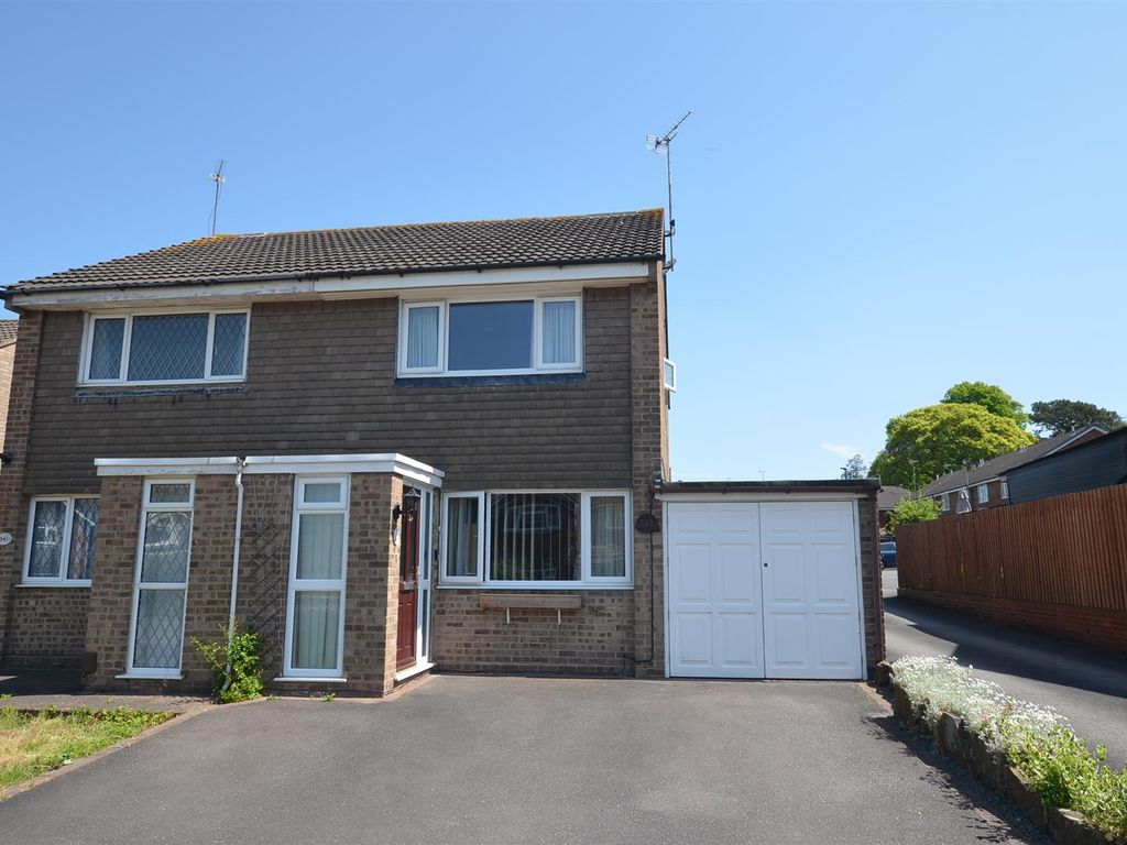 2 bed semidetached house for sale in Ladybank Road, Mickleover, Derby