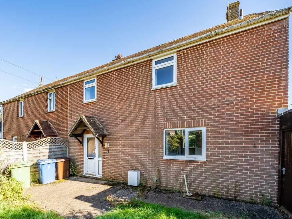 3 bed semidetached house for sale in Amos Close, Sheldwich Lees