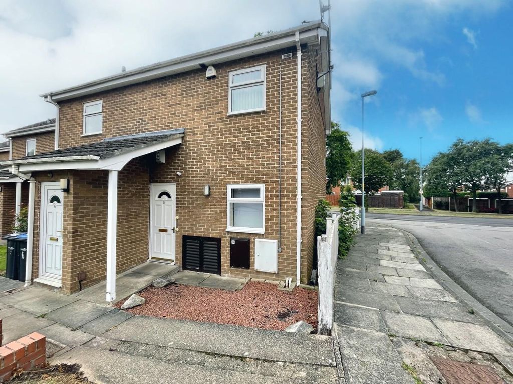 1 bed flat for sale in Coris Close, MartonInCleveland, Middlesbrough