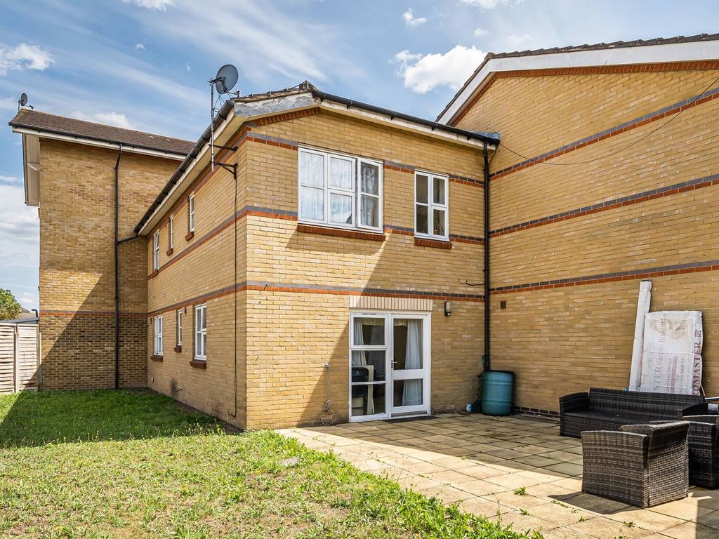 3 bed property for sale in Cator Street, Peckham, London SE15 Zoopla