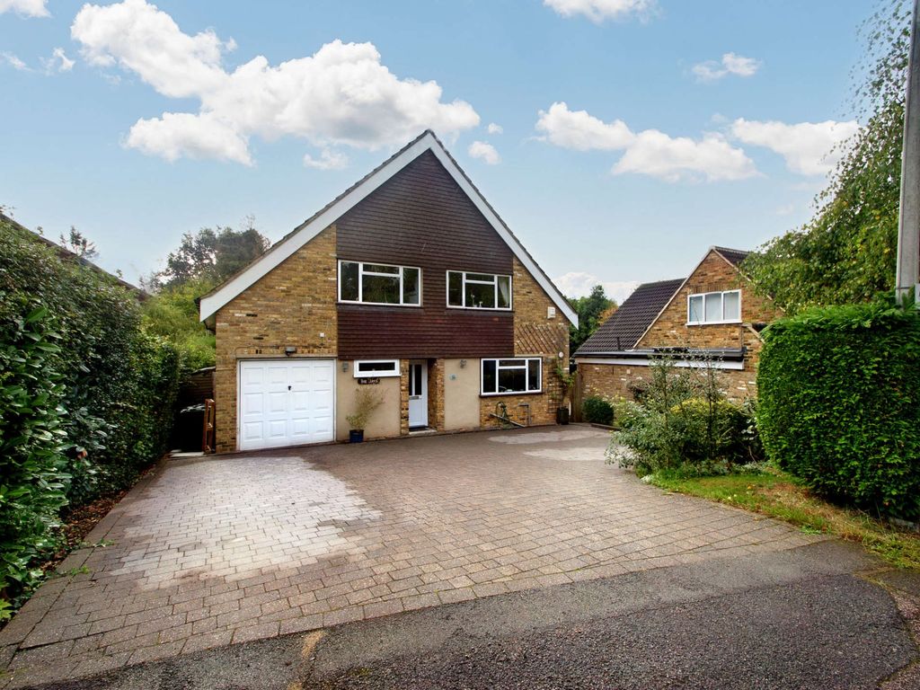 4 bed detached house for sale in Willow Lane, Amersham HP7 Zoopla