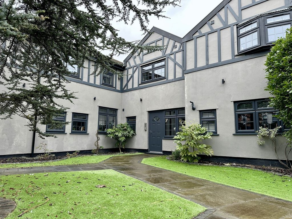 2 bed flat to rent in Hampton Road, Southport, Merseyside. PR8 Zoopla