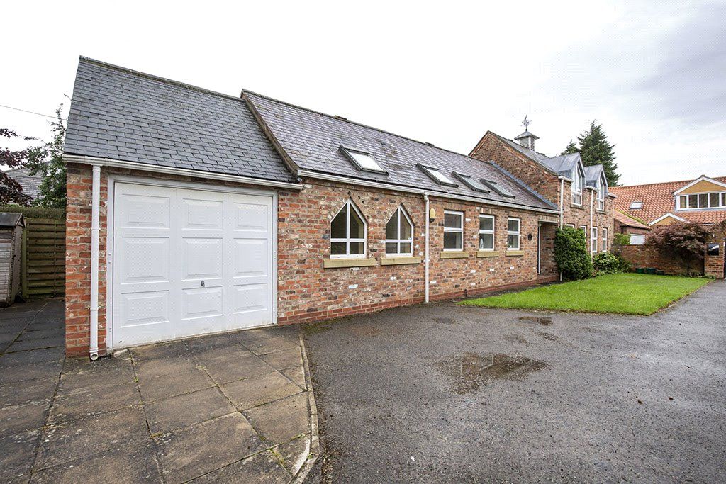3 bed detached house to rent in Mill Lane, Acaster Malbis, York YO23