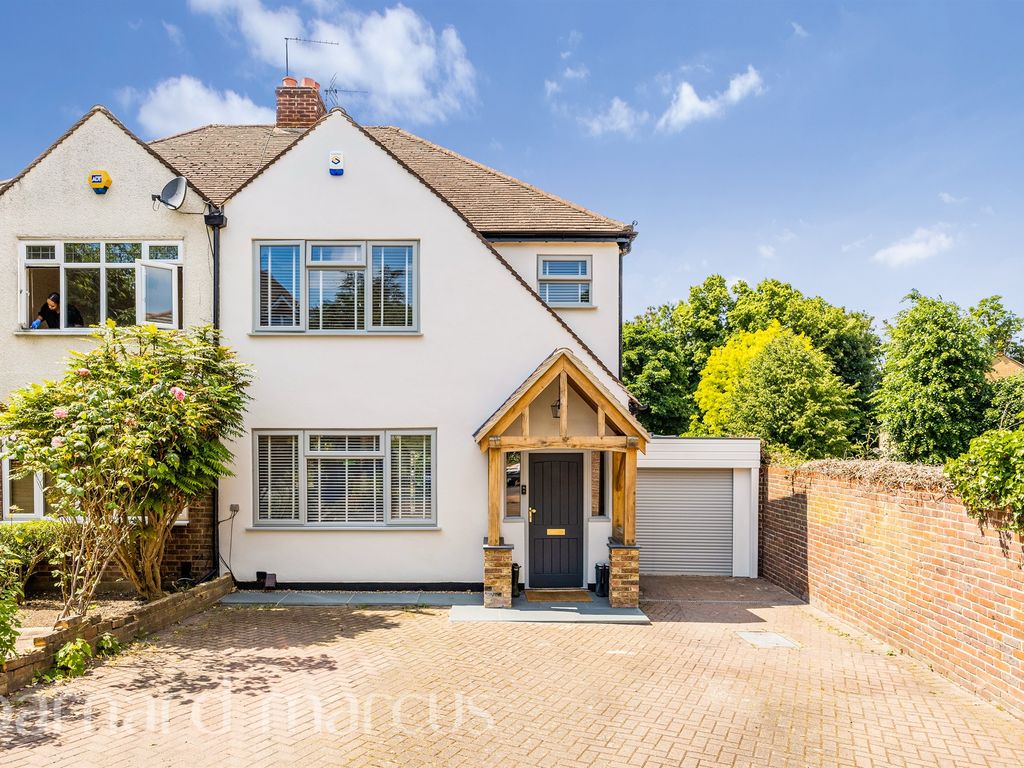 3 bed semidetached house for sale in Normanton Road, South Croydon CR2