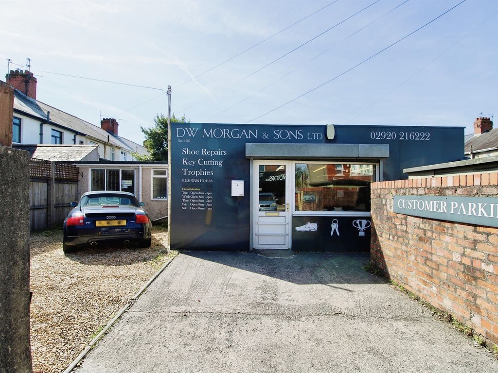 1 bed property for sale in Caerphilly Road, Heath, Cardiff CF14, £