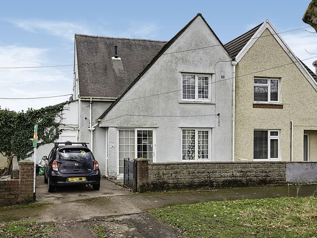 3 bed semidetached house for sale in Morfa Glas, Glynneath, Neath SA11